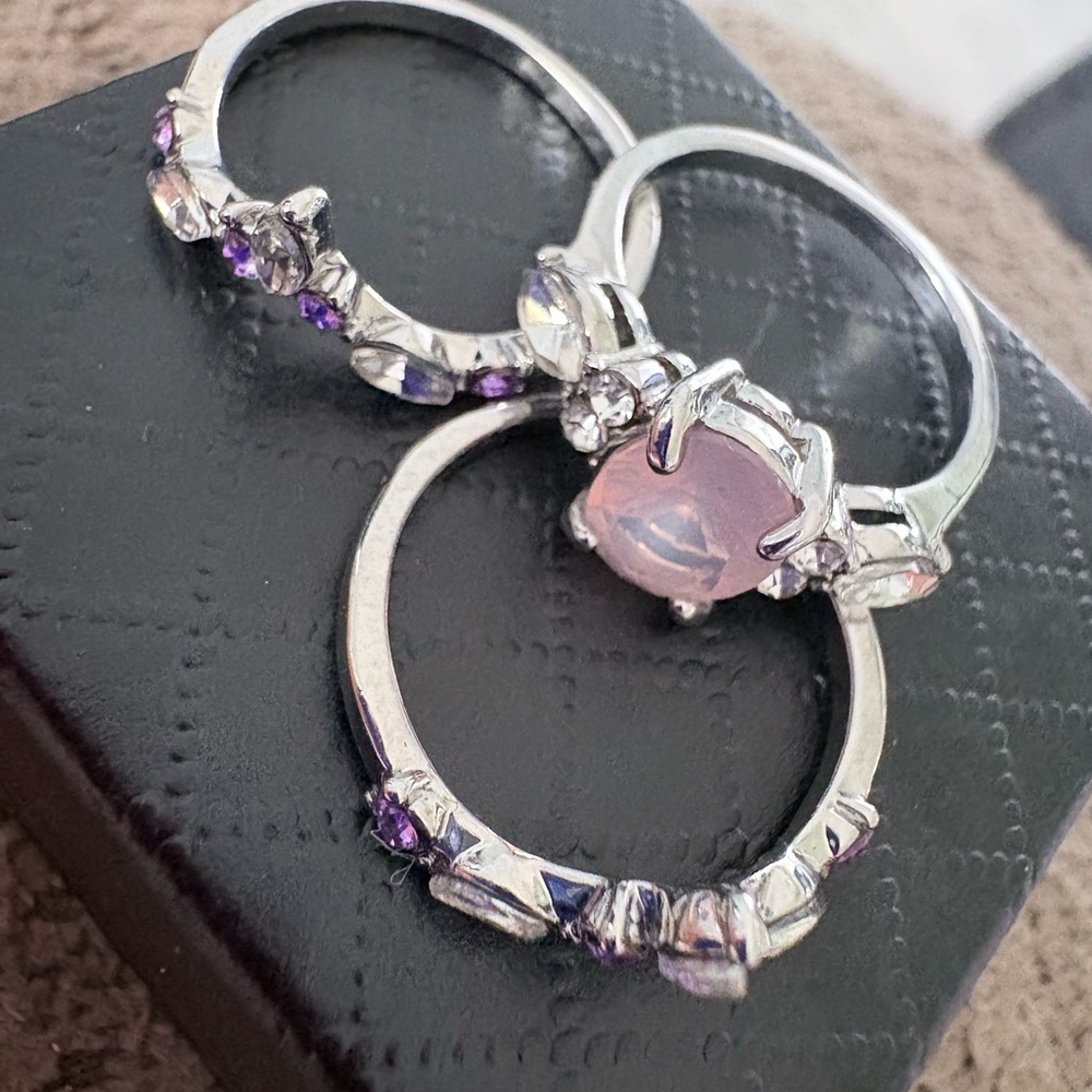 Silver-Tone Pink Oval Center Ring with Purple Accent Gems - Picture 3 of 3